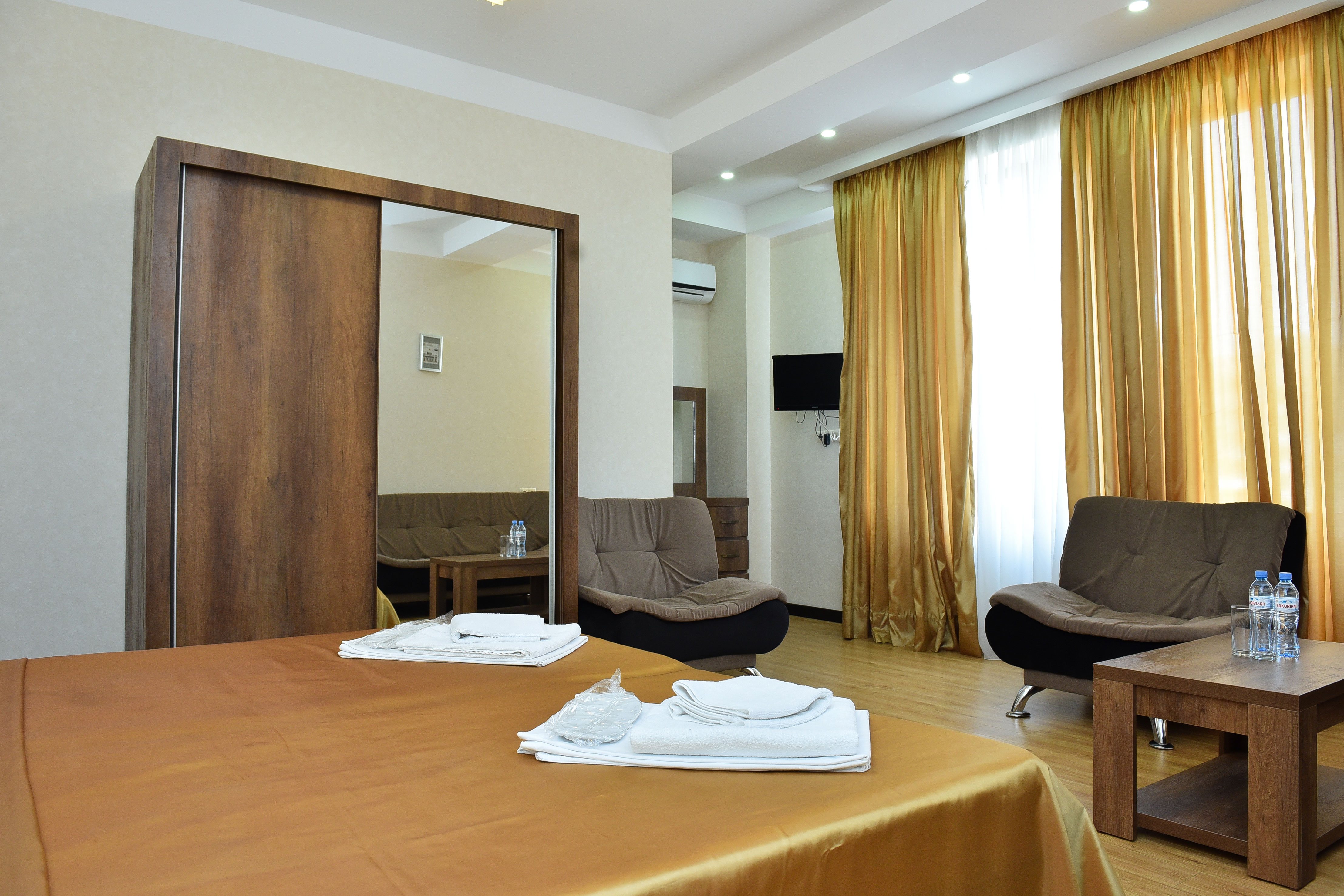 Deluxe Double Room in Aparthotel Viatores Ikalto